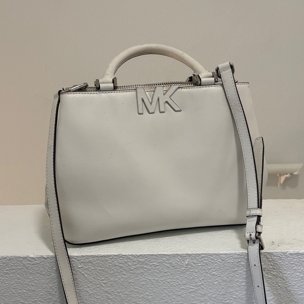 Michael Kors Cream Crossbody Bag